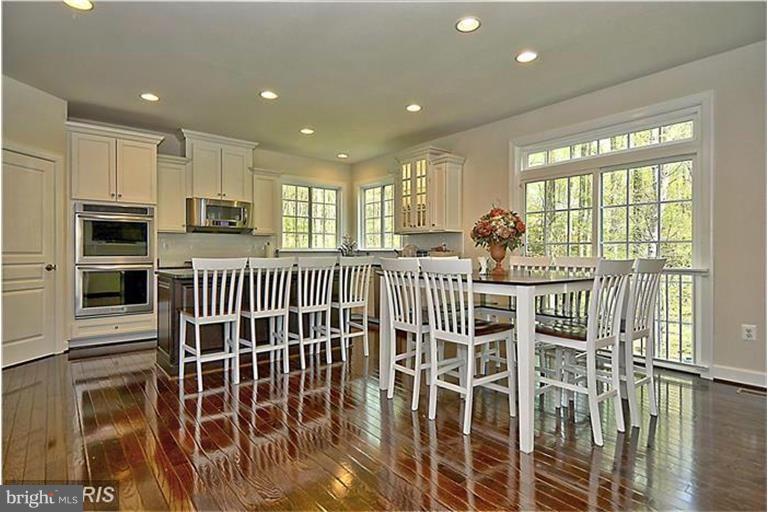 1295 Scotts Run Road McLean, VA 22102 - Photo 2 of 14 Family Room