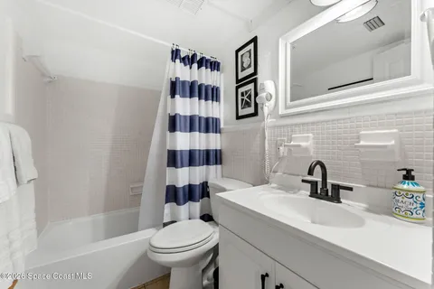 a view of deck and patio