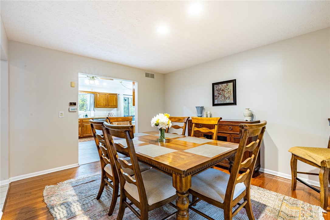 1305 Whalen Road Penfield, NY 14526 - Photo 12 of 44