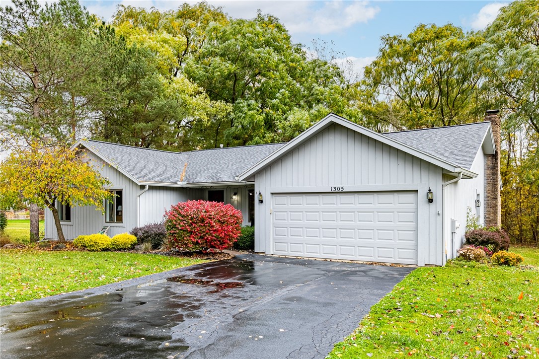 1305 Whalen Road Penfield, NY 14526 - Photo 2 of 44