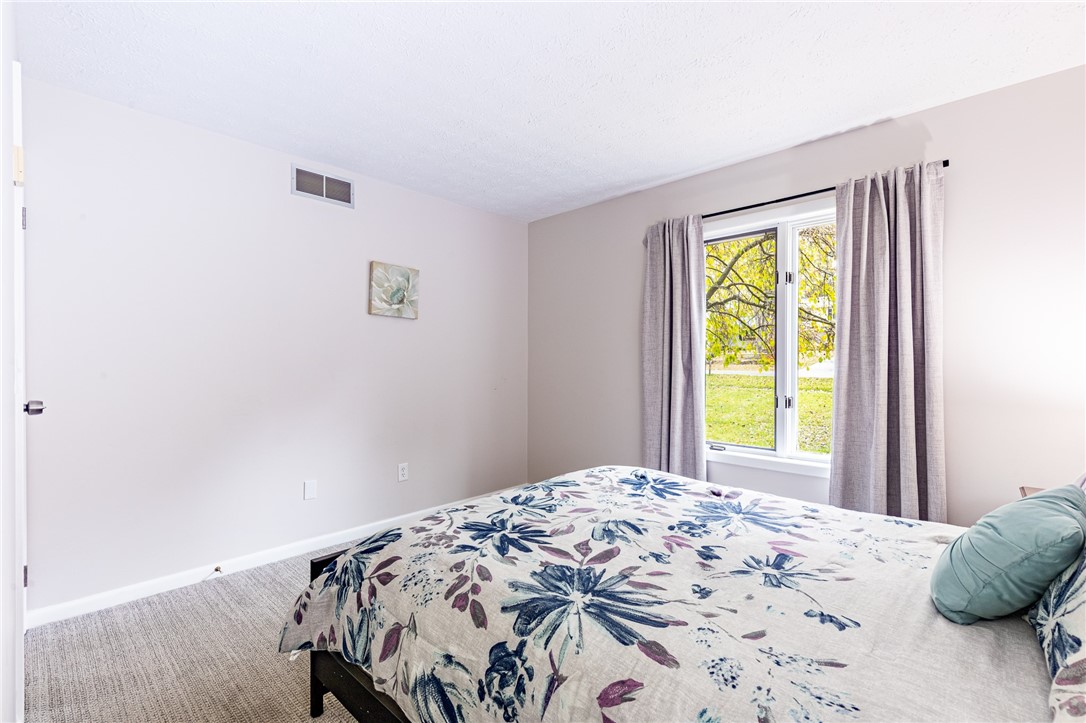 1305 Whalen Road Penfield, NY 14526 - Photo 31 of 44