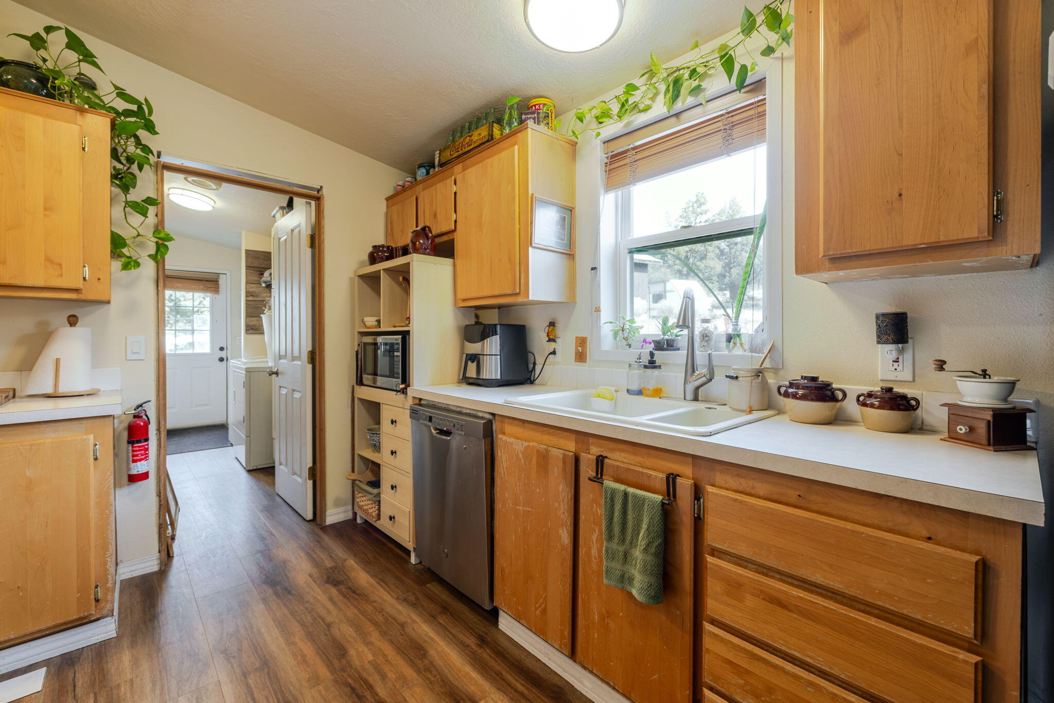 21070 Robin Avenue Bend, OR 97703 - Photo 14 of 62 4-web-or-mls-21070 Robin Avenue Interior