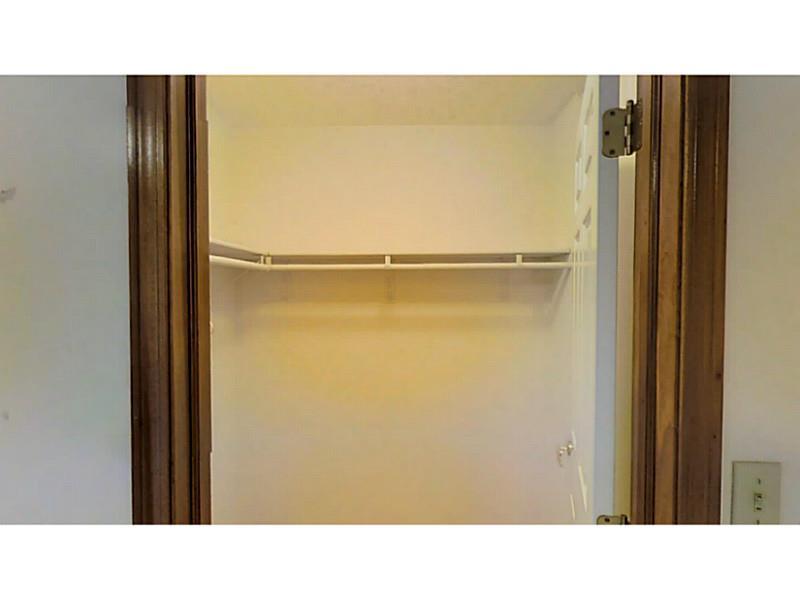 874 Trent Close, Unit 2 Springfield, OH 45503 - Photo 12 of 19