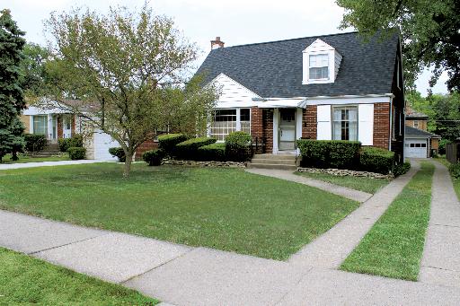 491 Longcommon Road Riverside, IL 60546 - Photo 1 of 12