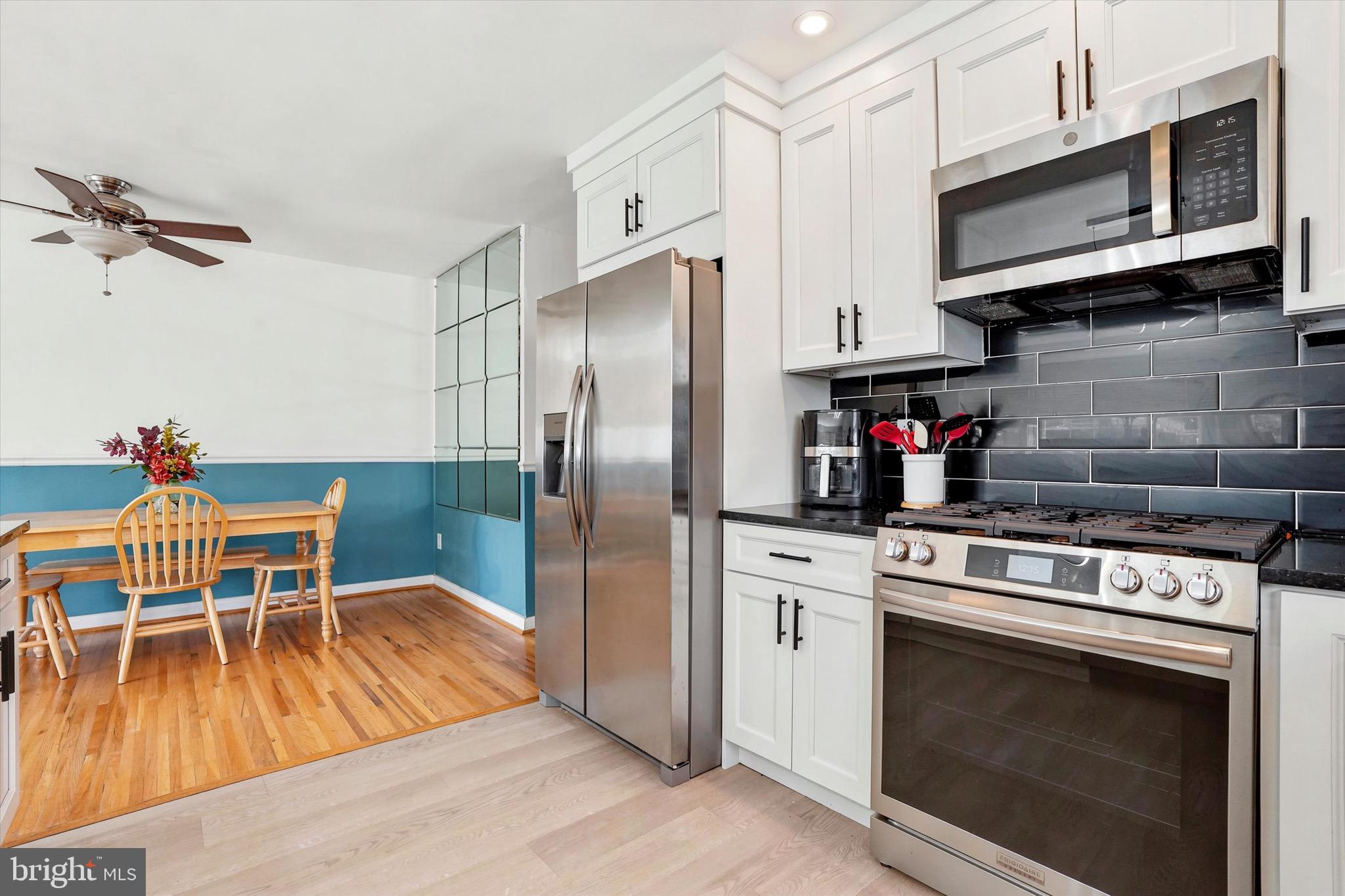 9968 Woodfern Road Philadelphia, PA 19115 - Photo 11 of 25