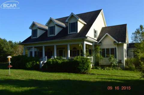 7465 Coldwater Road Flushing, MI 48433 - Photo 1 of 21 20449804.JPG