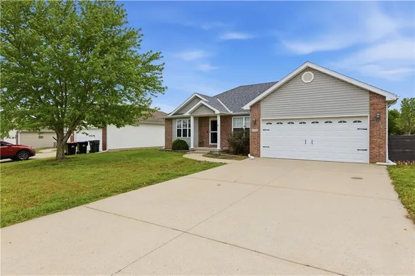 $350,000 | 715 Iron Horse Drive, Warrensburg, MO 64093