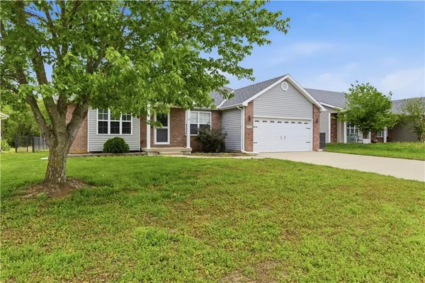 $350,000 | 715 Iron Horse Drive, Warrensburg, MO 64093