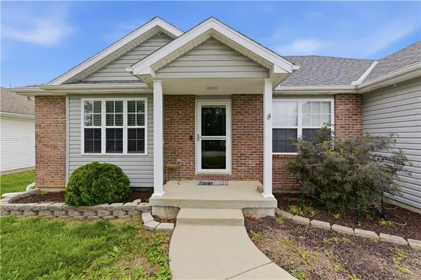 $350,000 | 715 Iron Horse Drive, Warrensburg, MO 64093