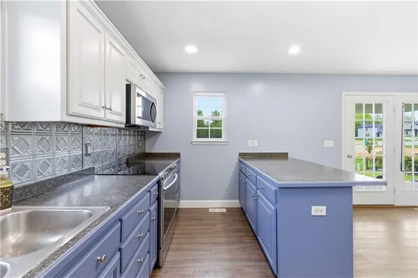 $350,000 | 715 Iron Horse Drive, Warrensburg, MO 64093