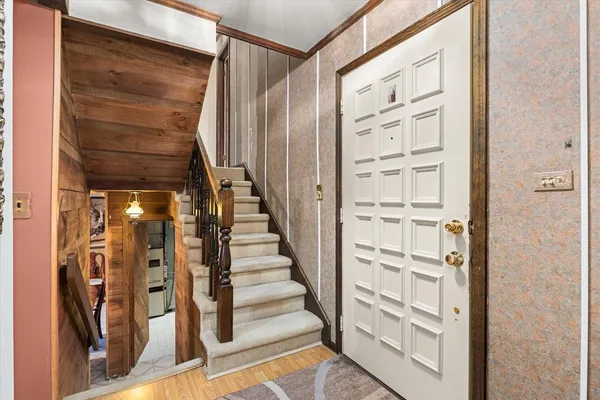 $269,000 | 403 South Reedwood Drive, Joliet, IL 60436