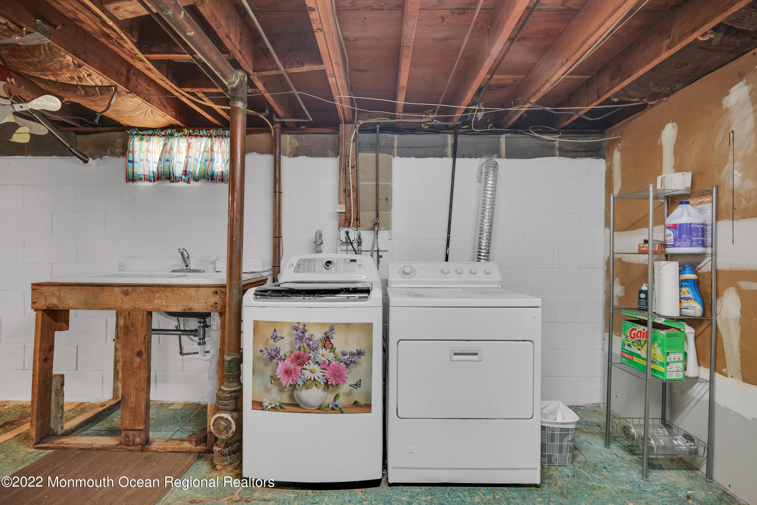 9 Hawaii Road Jackson, NJ 08527 - Photo 18 of 26 Laundry