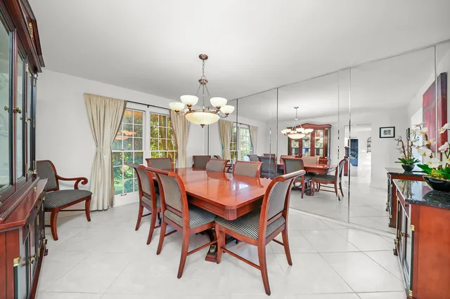 $1,100,000 | 2503 Indian Ridge Drive, Glenview, IL 60026