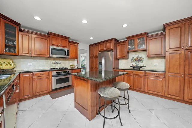 $1,100,000 | 2503 Indian Ridge Drive, Glenview, IL 60026