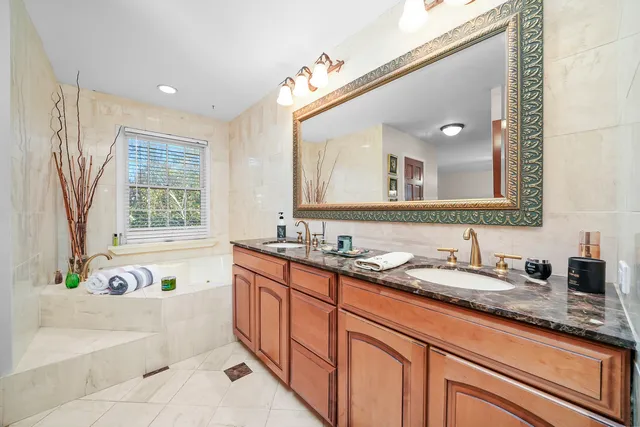 $1,100,000 | 2503 Indian Ridge Drive, Glenview, IL 60026