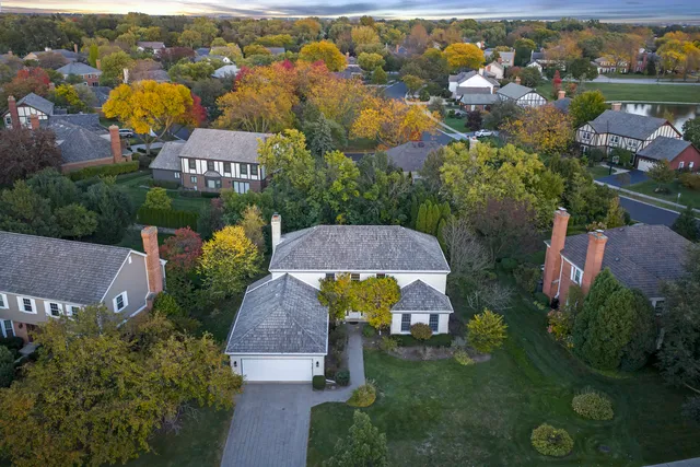 $1,100,000 | 2503 Indian Ridge Drive, Glenview, IL 60026