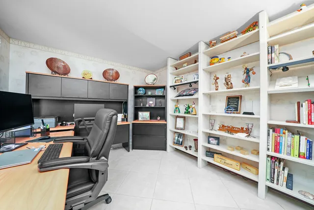 $1,100,000 | 2503 Indian Ridge Drive, Glenview, IL 60026