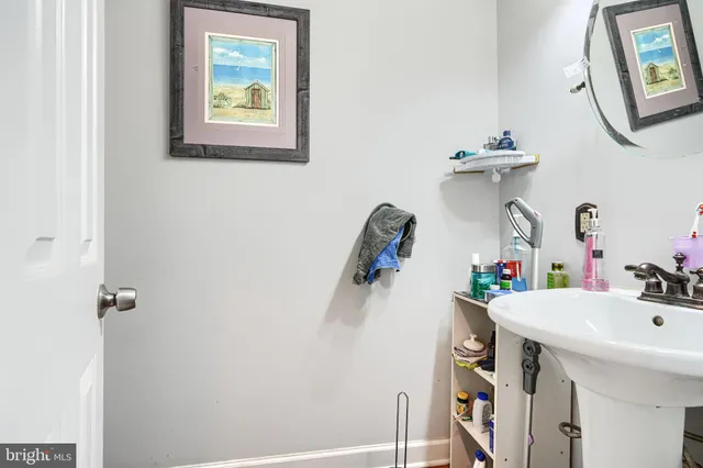 $235,000 | 808 Knoxville Road, Knoxville, MD 21758