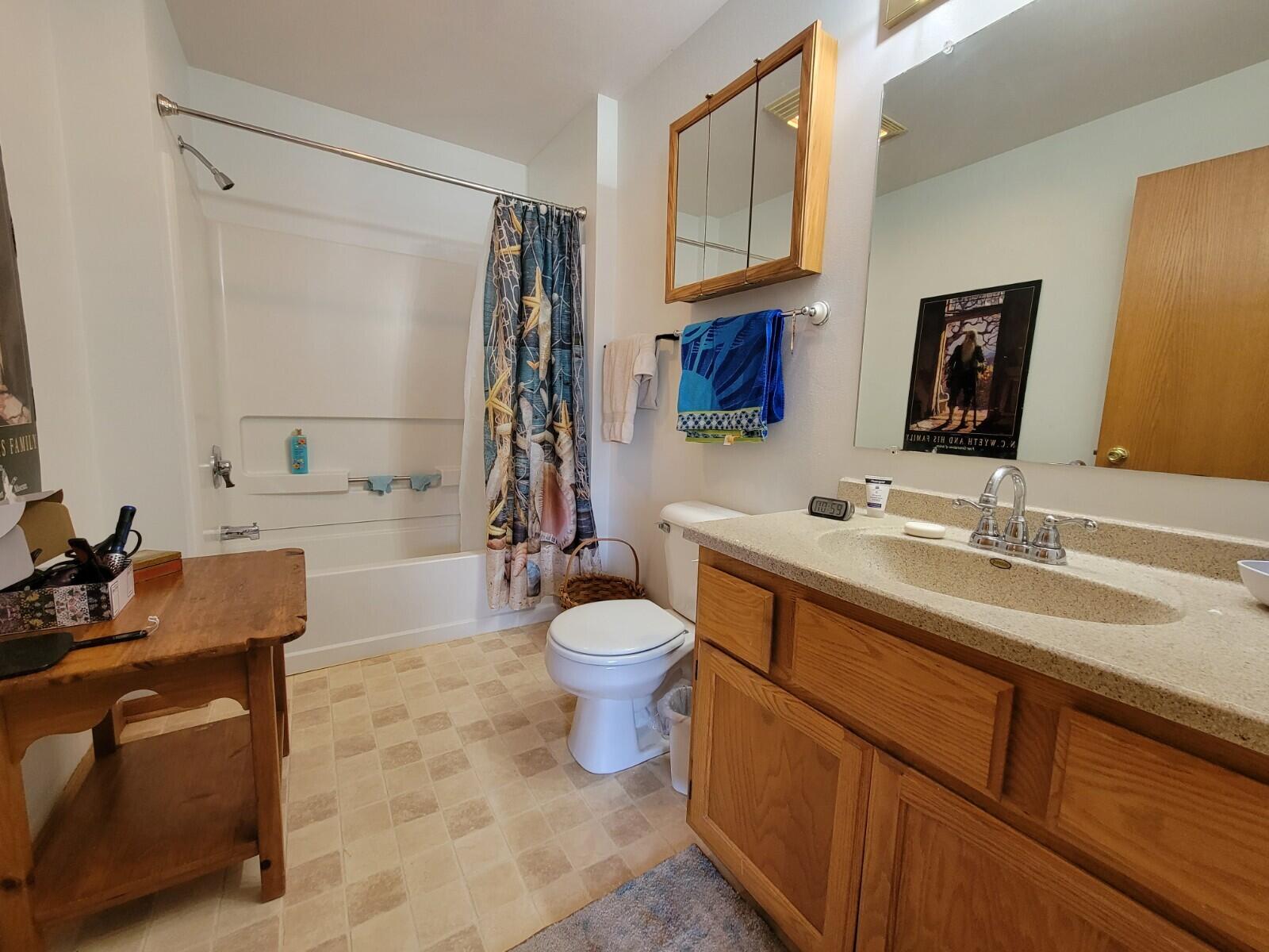 519 Betzer Road, Unit B Delavan, WI 53115 - Photo 7 of 9 Master Bath
