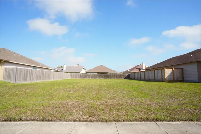 $99,800 | 6226 Queen Bess Drive, Corpus Christi, TX 78414