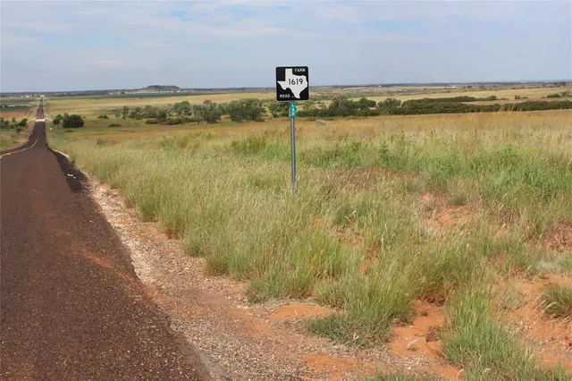 a view of a water with an outdoor space