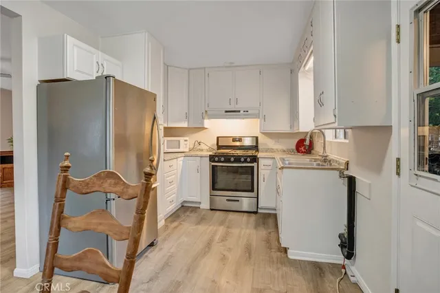 $319,999 | 32159 Cove Circle, Running Springs, CA 92382