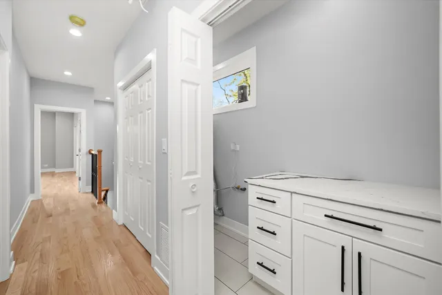 $519,000 | 657 North Pine Avenue, Chicago, IL 60644