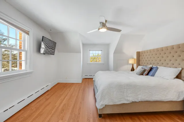 $995,000 | 3255 Westview Drive, Northbrook, IL 60062