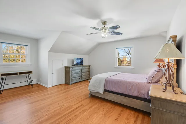 $995,000 | 3255 Westview Drive, Northbrook, IL 60062