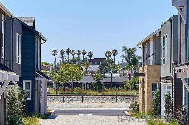 555 North Vulcan Avenue Encinitas, CA 92024 - Photo 29 of 32 a view of street along with house and trees