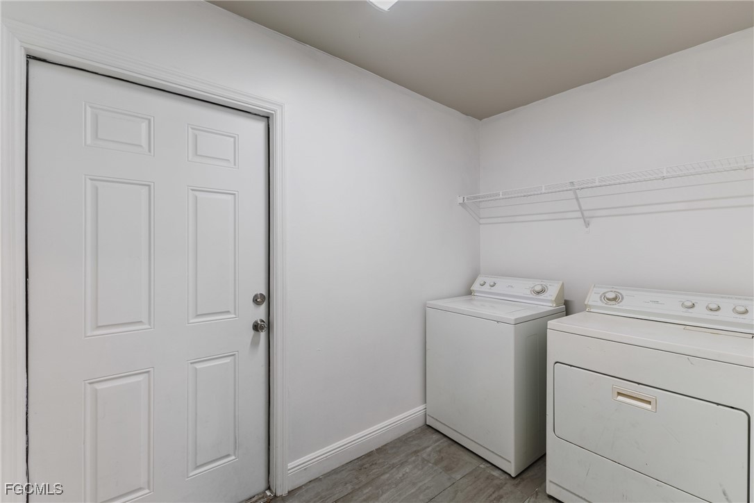 2405 Maple Avenue Fort Myers, FL 33901 - Photo 4 of 27