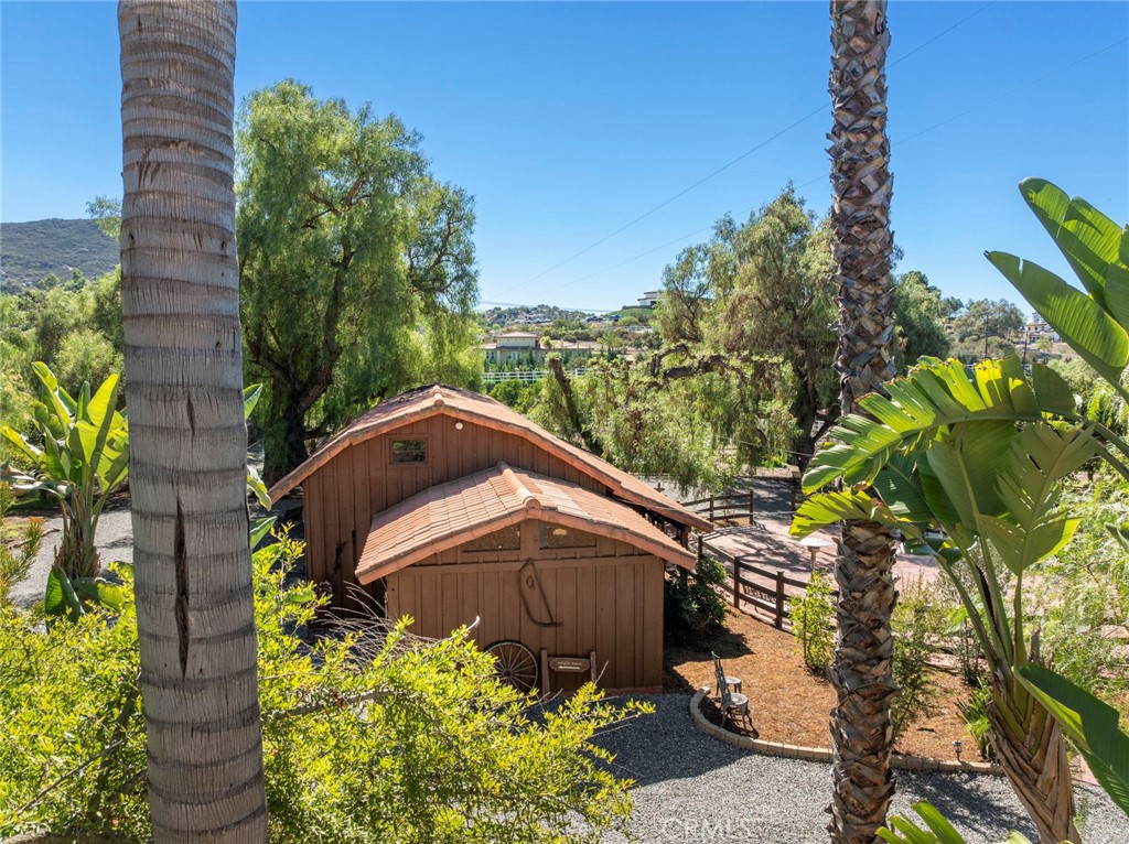 11550 Old Castle Road Valley Center, CA 92082 - Photo 27 of 60 Entertainment Pavillion/Barn