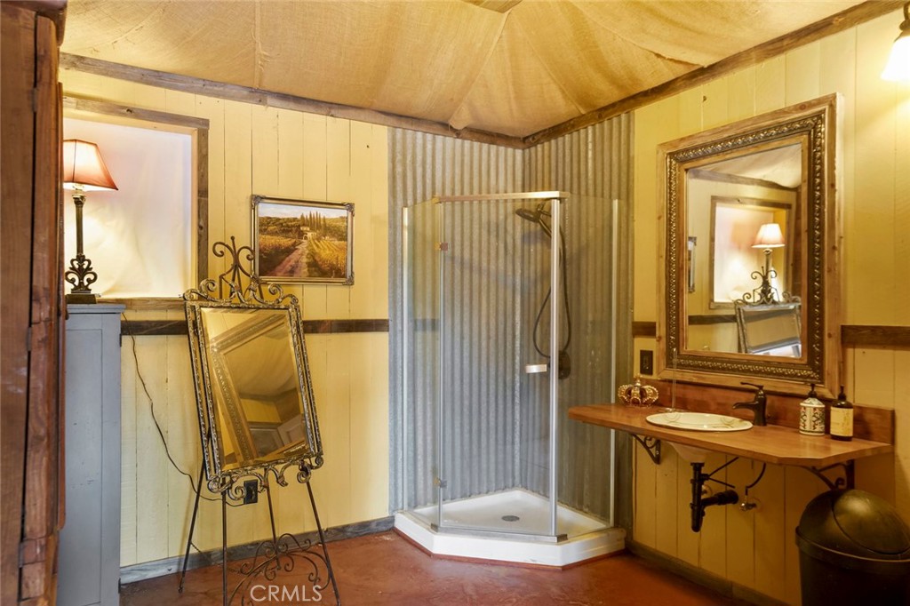 11550 Old Castle Road Valley Center, CA 92082 - Photo 33 of 60 Entertainment Pavillion/Barn full Bathroom