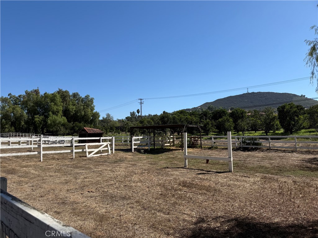 11550 Old Castle Road Valley Center, CA 92082 - Photo 46 of 60 Corrals