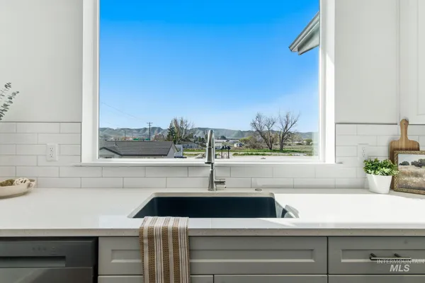 $379,000 | 520 Diamond Lane, Emmett, ID 83617