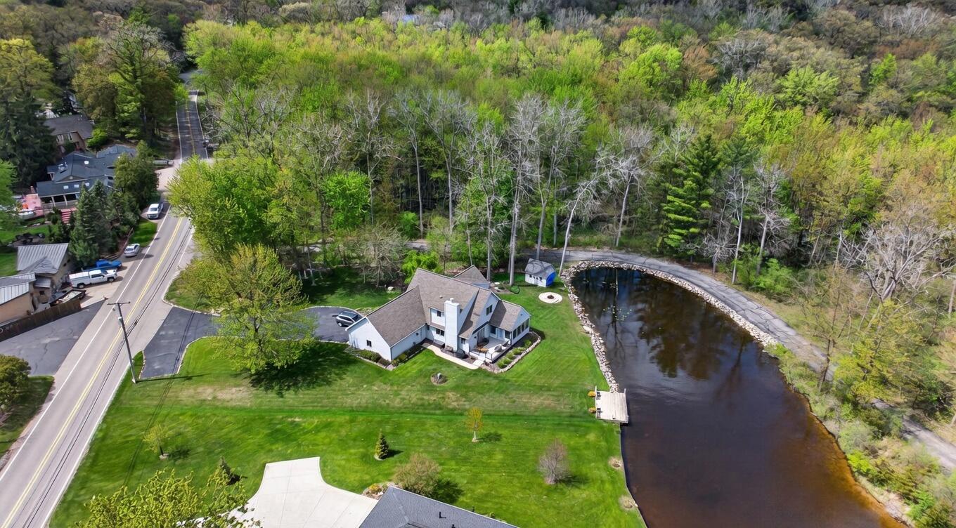 5745 Browns Lake Road Jackson, MI 49203 - Photo 1 of 78 PWj4x