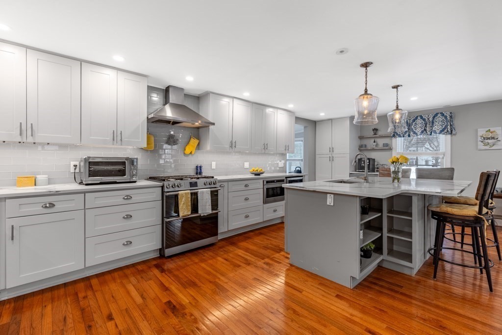 46 Audubon Road Milton, MA 02186 - Photo 5 of 24