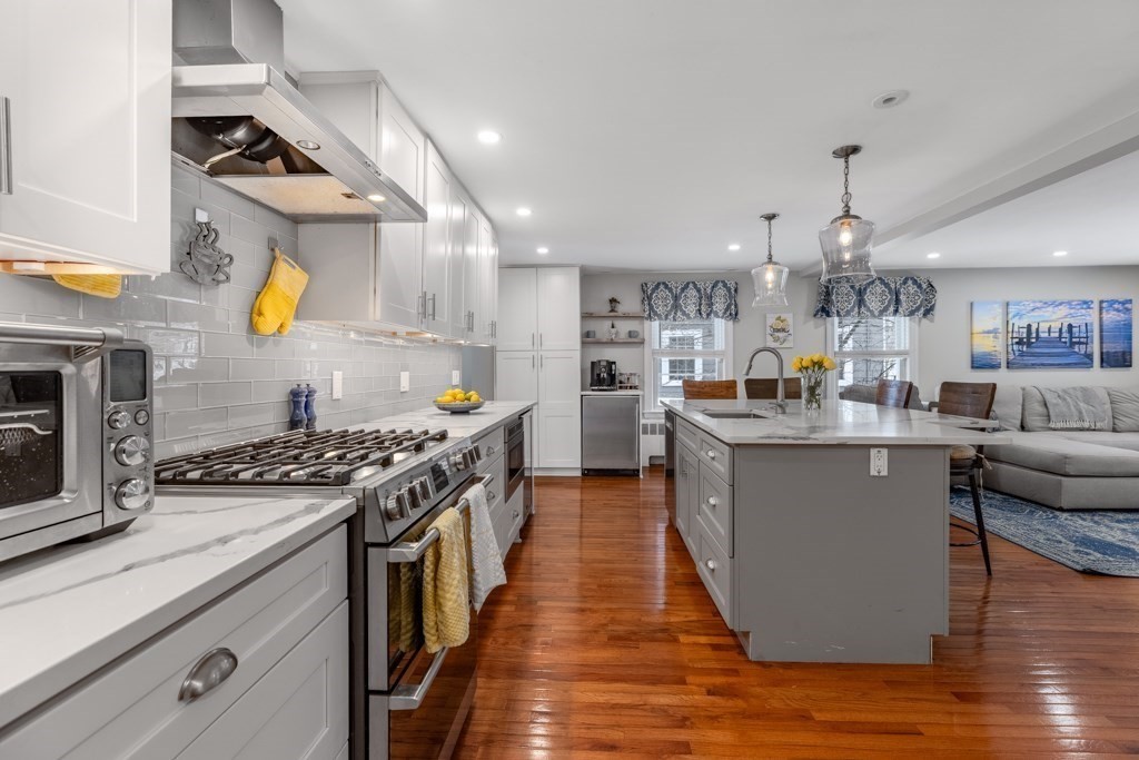 46 Audubon Road Milton, MA 02186 - Photo 6 of 24