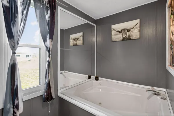 $399,900 | 18990 Rome Road, Addison, MI 49220