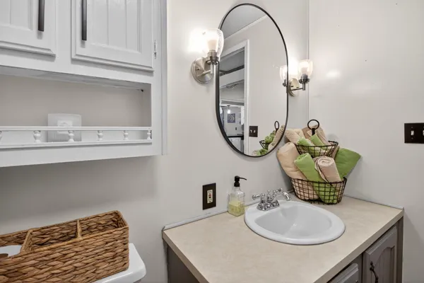 $399,900 | 18990 Rome Road, Addison, MI 49220