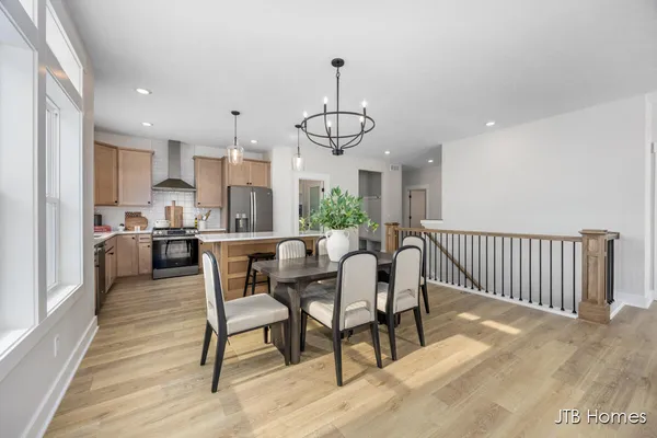 $470,000 | 5548 Albright Avenue Southwest, Unit 22, Grandville, MI 49418
