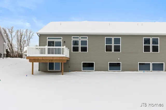 $470,000 | 5548 Albright Avenue Southwest, Unit 22, Grandville, MI 49418