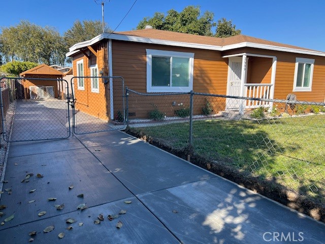 3909 Glen Way El Monte, CA 91731 - Photo 2 of 22 a front view of a house with garden