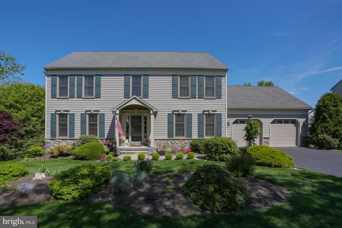 15 Crimson Lane Lititz, PA 17543 - Photo 1 of 52