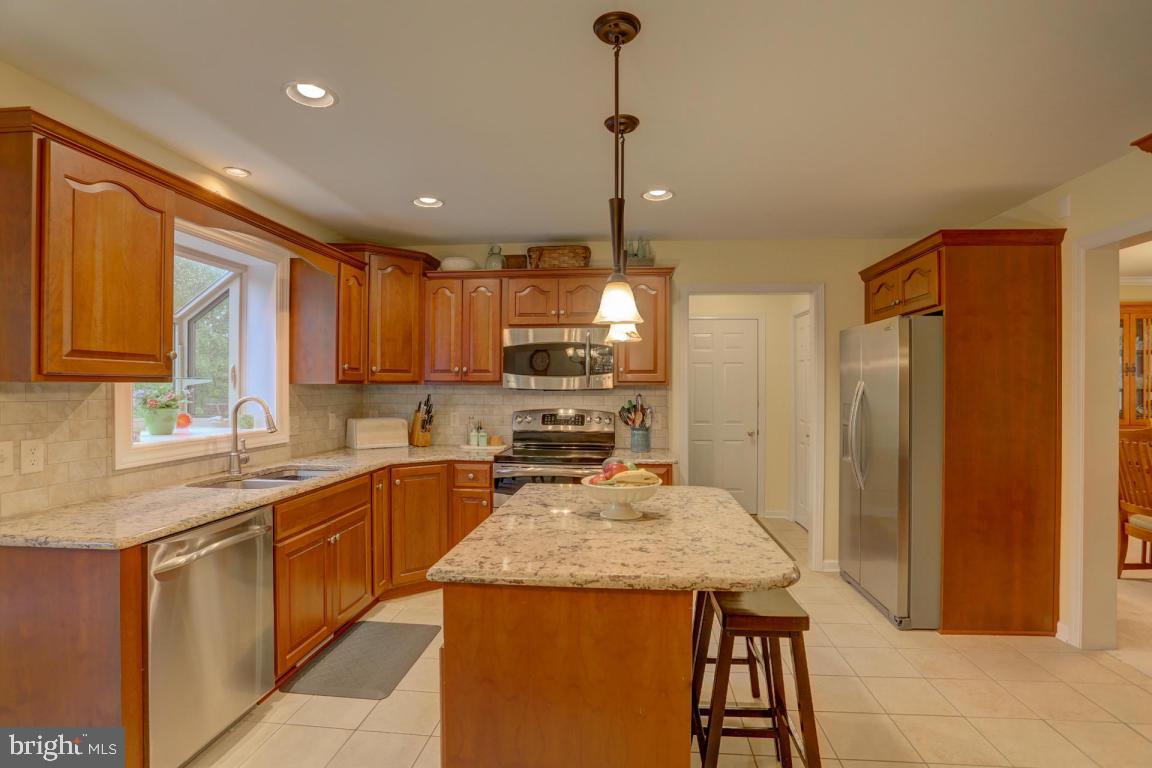 15 Crimson Lane Lititz, PA 17543 - Photo 11 of 52