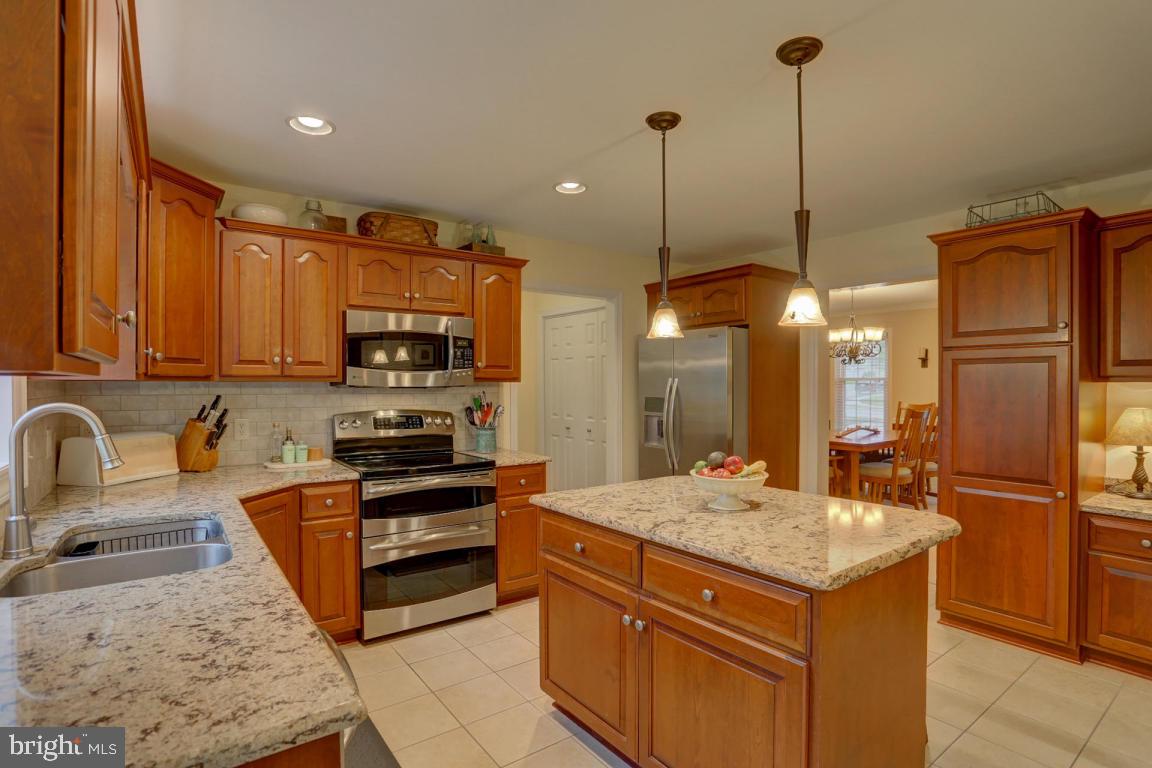 15 Crimson Lane Lititz, PA 17543 - Photo 12 of 52