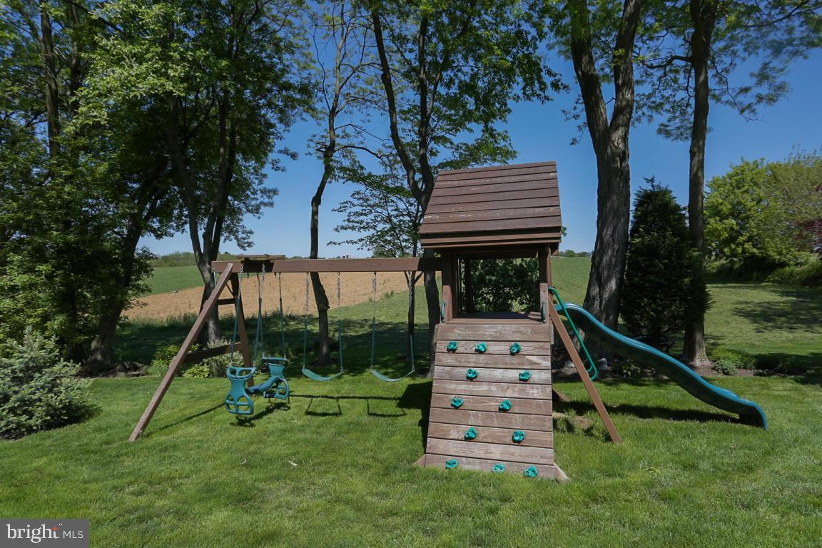 15 Crimson Lane Lititz, PA 17543 - Photo 45 of 52