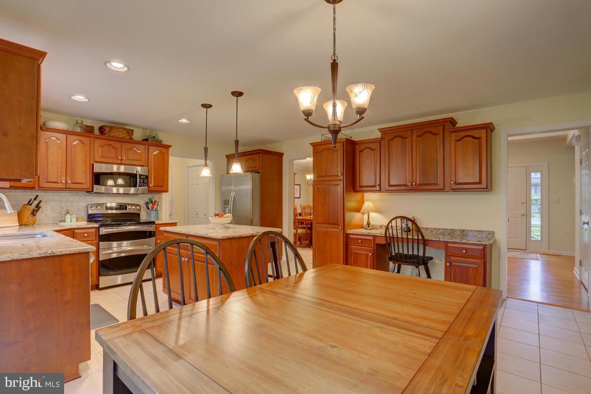 15 Crimson Lane Lititz, PA 17543 - Photo 10 of 52