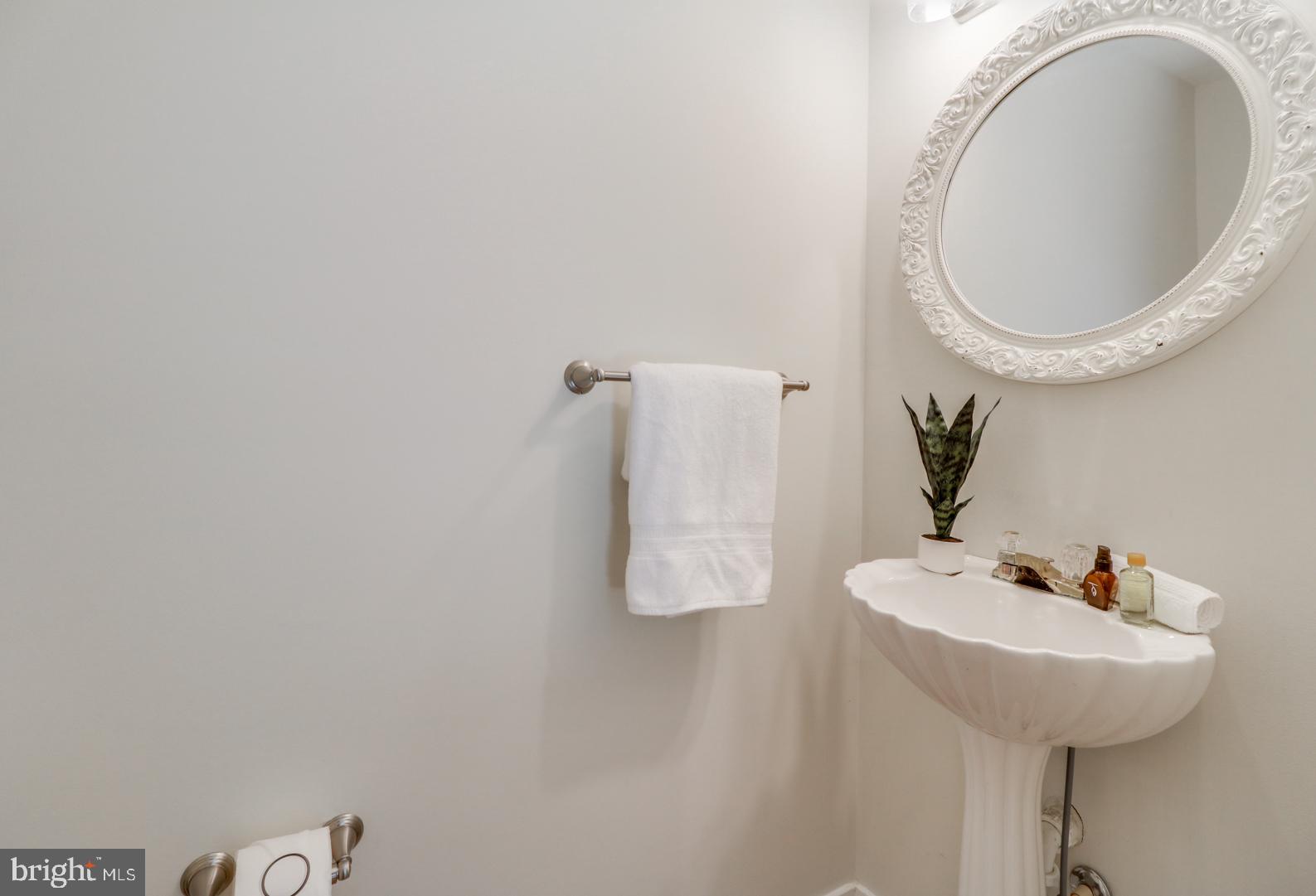 143 Cornwall Road Rehoboth Beach, DE 19971 - Photo 12 of 30 Powder room.