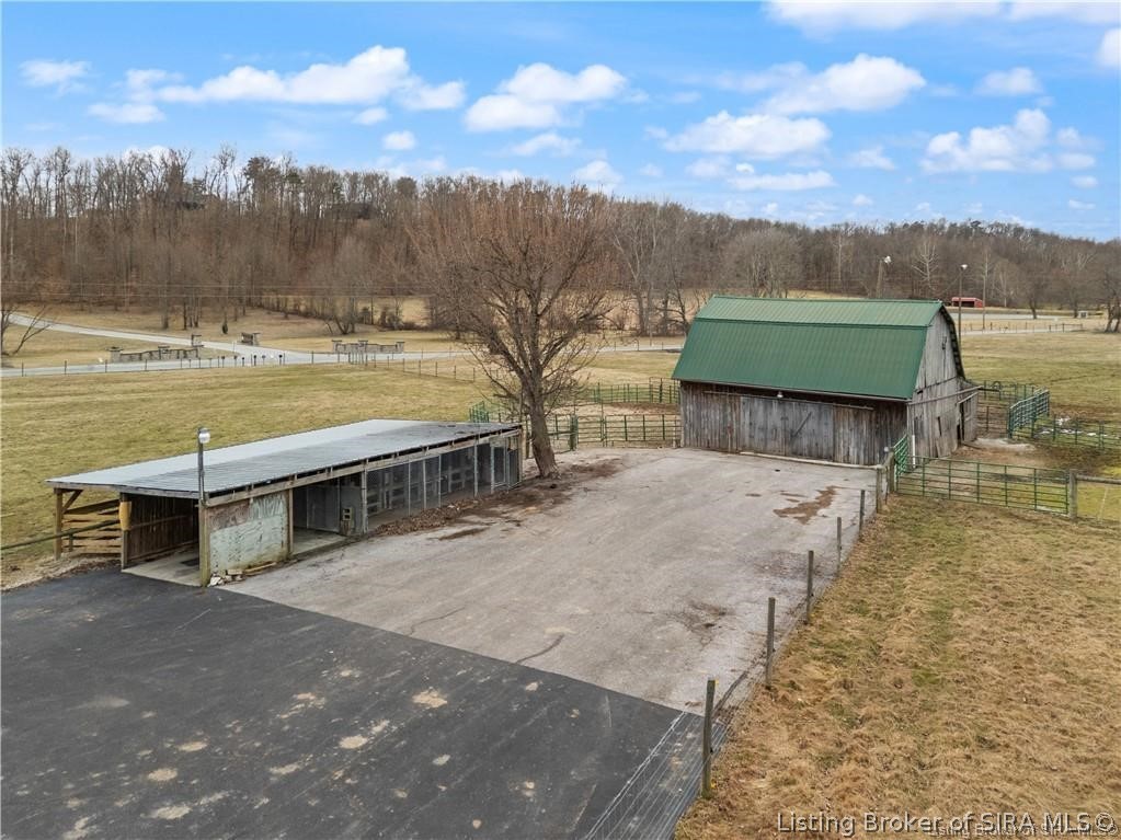 2825 South Casey Road Henryville, IN 47126 - Photo 7 of 51